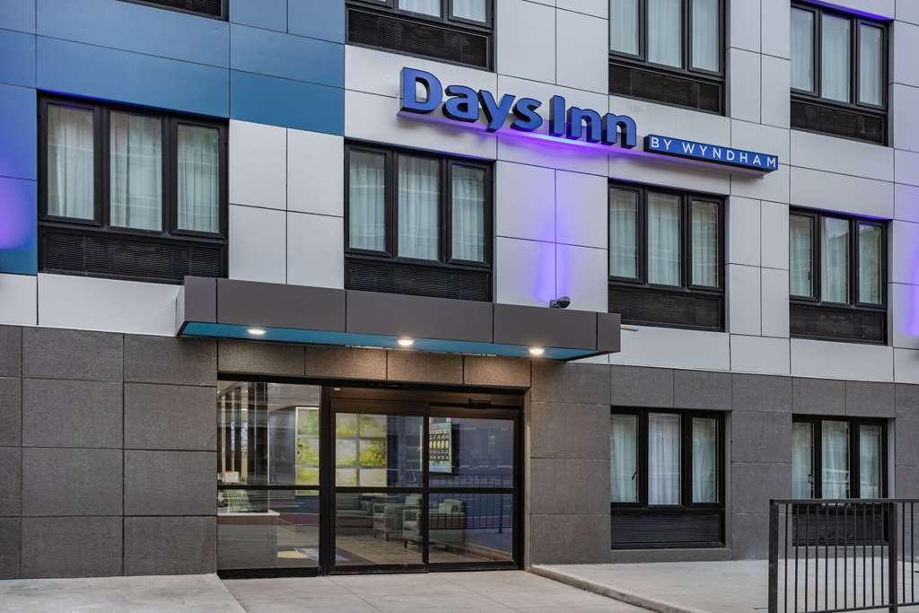 ניו יורק Days Inn By Wyndham Bronx Nyc מראה חיצוני תמונה
